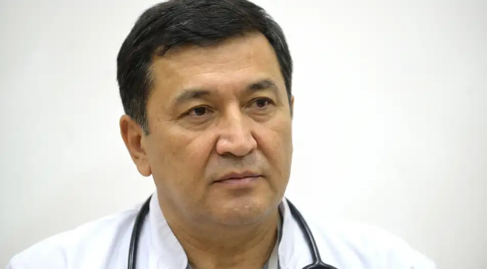 Dr. William Carter